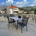 Aida And For Couples And Families Free Parking Dubrovník