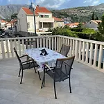 Aida And For Couples And Families Free Parking Apartment