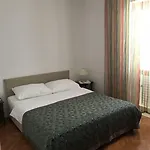 Apartment Aida And For Couples And Families Free Parking *