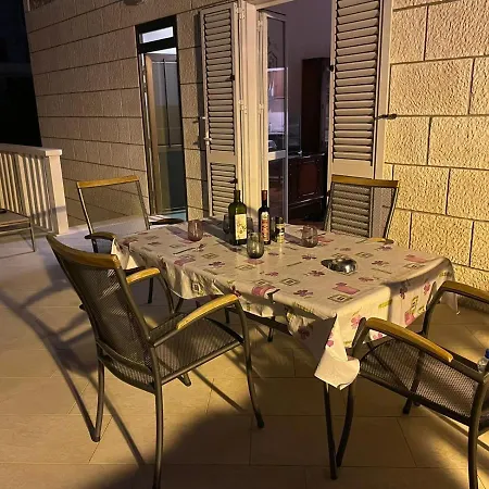 Aida And For Couples And Families Free Parking Apartment *