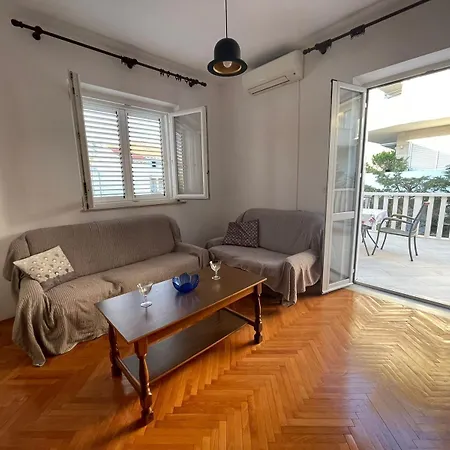 Aida And For Couples And Families Free Parking Lejlighed *