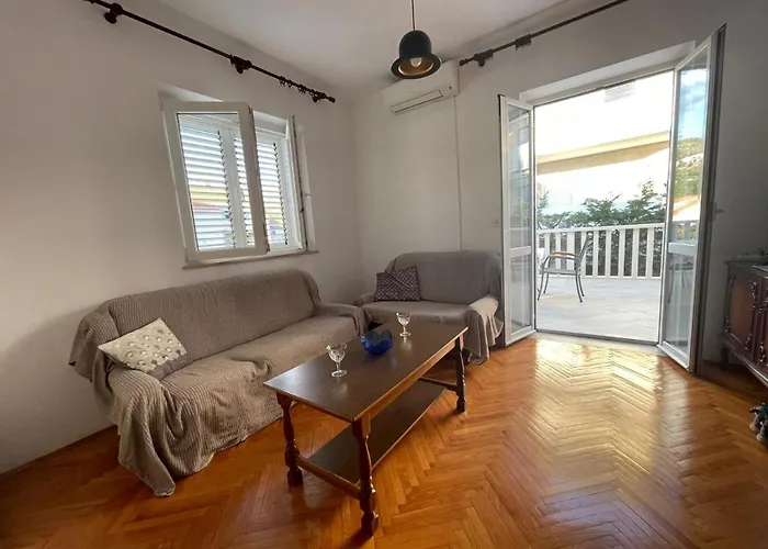 Apartman Aida And For Couples And Families Free Parking