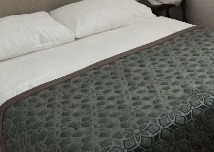 Aida And For Couples And Families Free Parking