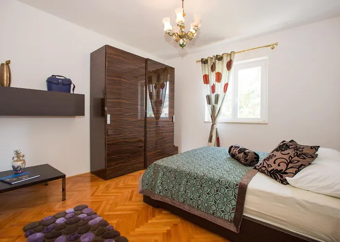 Aida And For Couples And Families Free Parking Apartman Dubrovnik