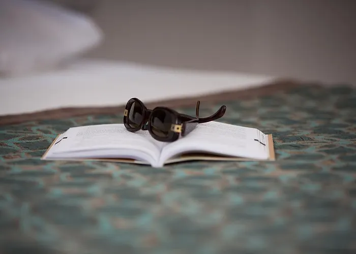 Aida And For Couples And Families Free Parking *