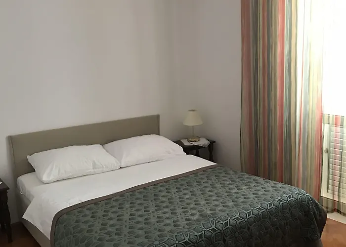 Apartment Aida And For Couples And Families Free Parking *