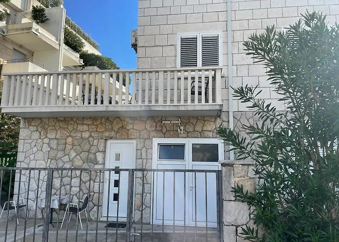 Aida And For Couples And Families Free Parking Apartment *